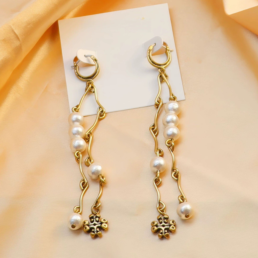 Tory Burch Classic Gold Plated Cotton Ball Pearl Drop Earrings Necklace Set